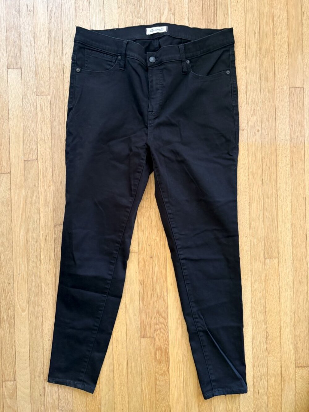 Like New Madewell Carbondale black 8” skinny jeans 33